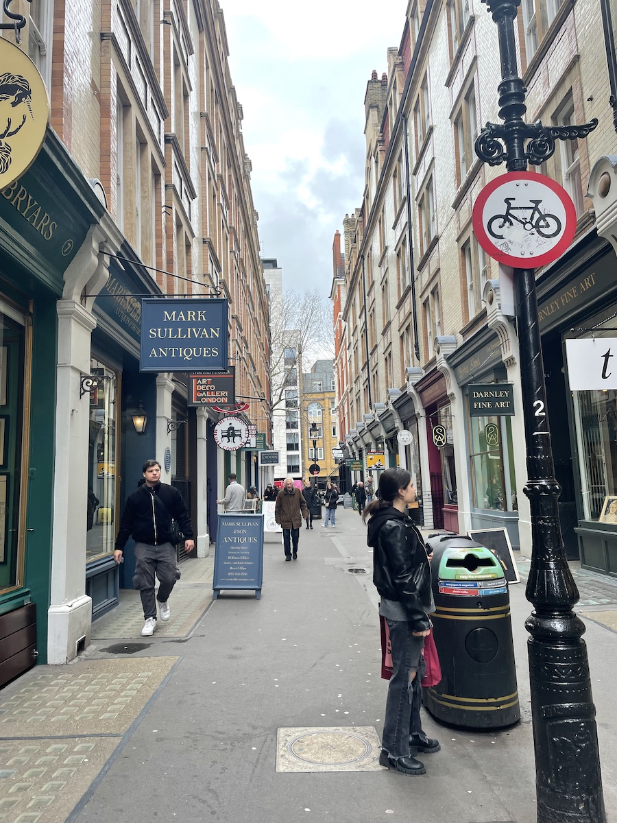 Alleyway with old publishing stores